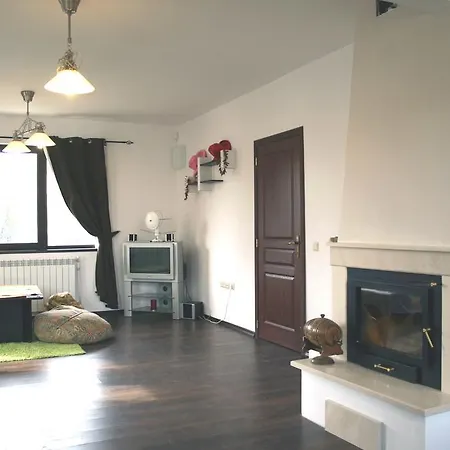 Holiday home Reina Bryastovets